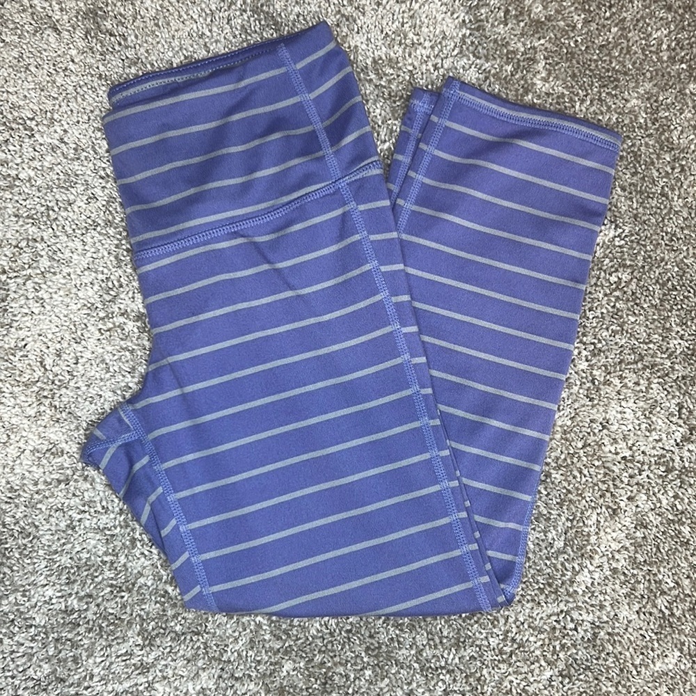 Athleta Chaturanga purple striped crop